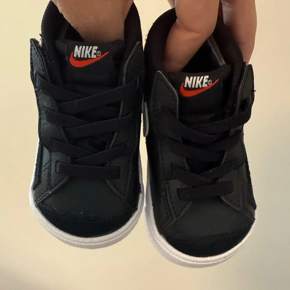 Toddler Nike High-tops - Picture 2 of 3
